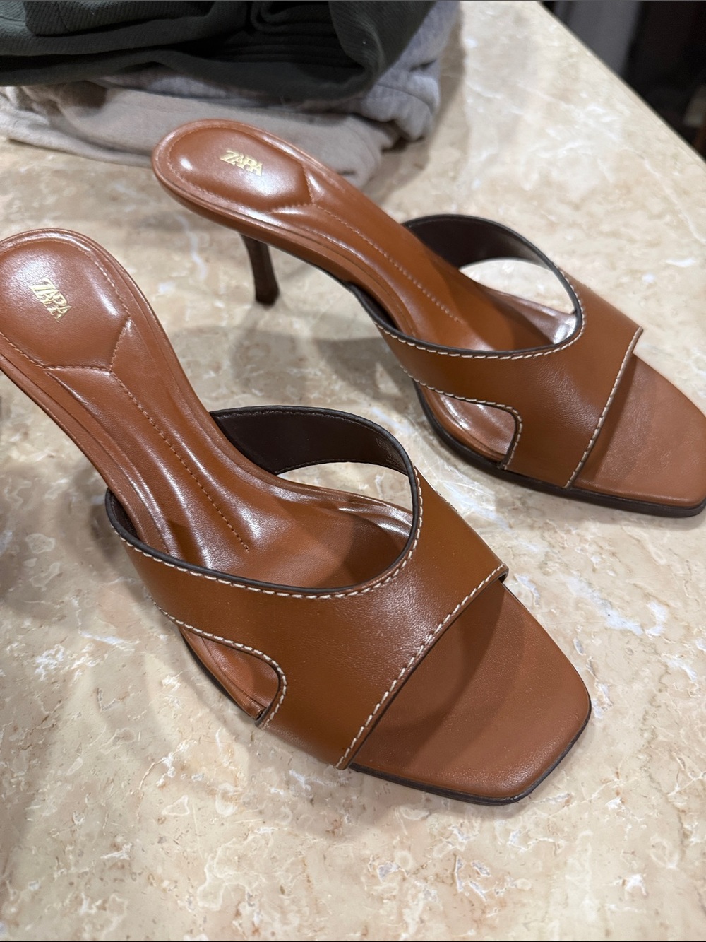 Zara Tan Brown Open-Toe Kitten Heel Slide - Picture 4 of 4